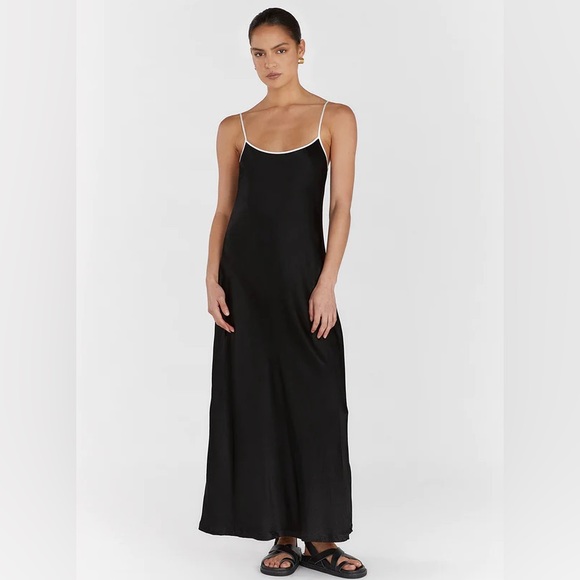 DISSH Dresses & Skirts - NEW DISSH LETTY BLACK SATIN CONTRAST DRESS Size 4 US
